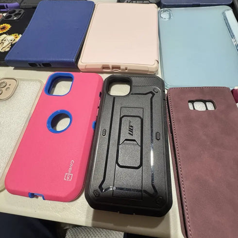 100x Wholesale Lot Mixed Samsung Android Apple iPhone Cases & Screen Protectors Box - Lot 100 CS 103 PS